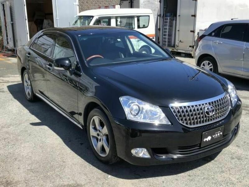 Used Toyota Crown Majesta Urs Sbi Motor Japan