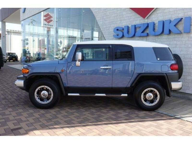 Used Toyota Fj Cruiser Cba Gsj W Sbi Motor Japan