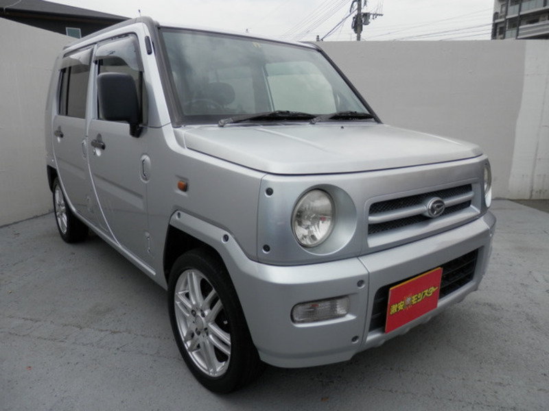 Used 2004 DAIHATSU NAKED L750S SBI Motor Japan