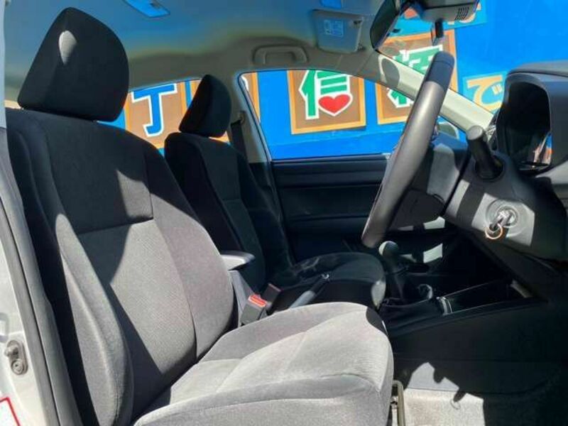 COROLLA AXIO