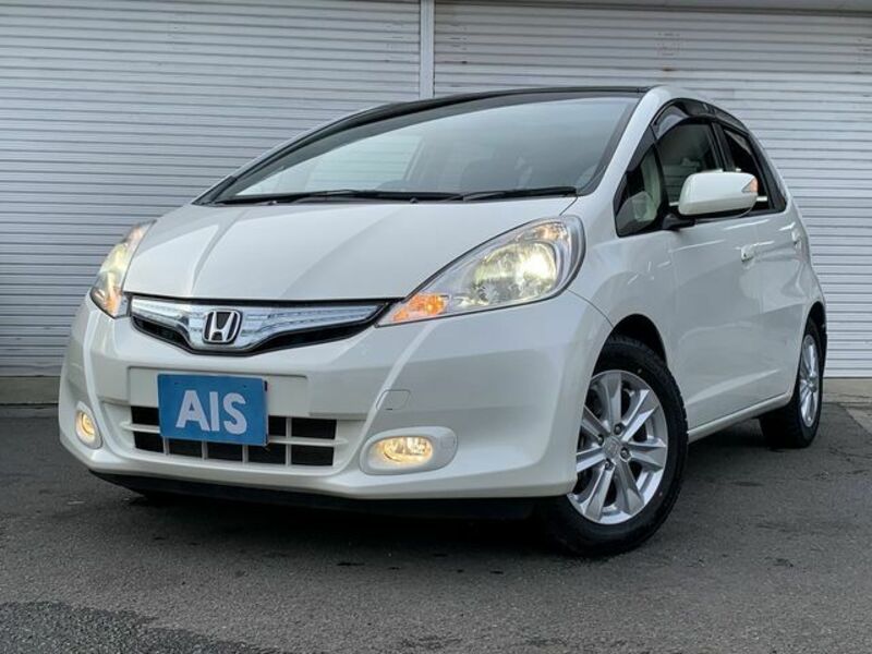 Used 2011 HONDA FIT HYBRID GP1 | SBI Motor Japan