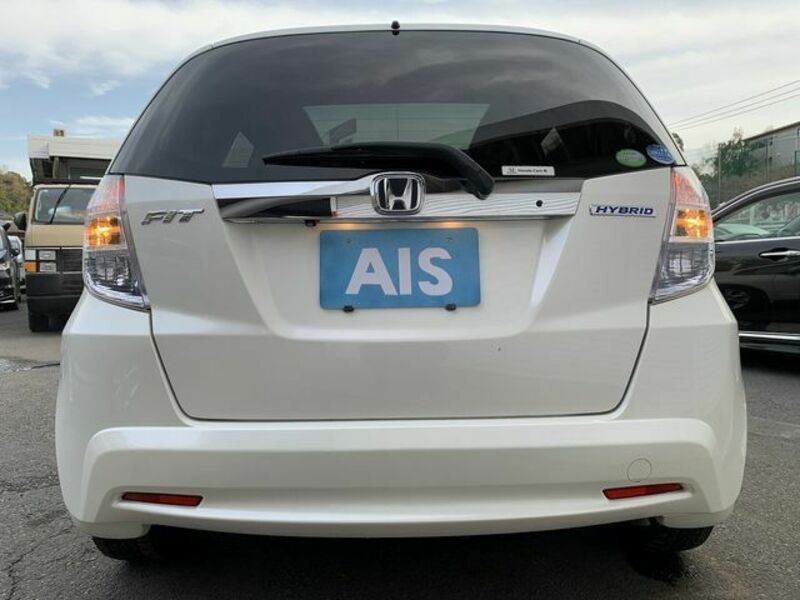 FIT HYBRID