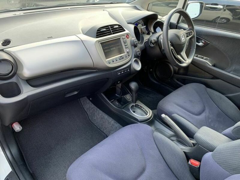 FIT HYBRID