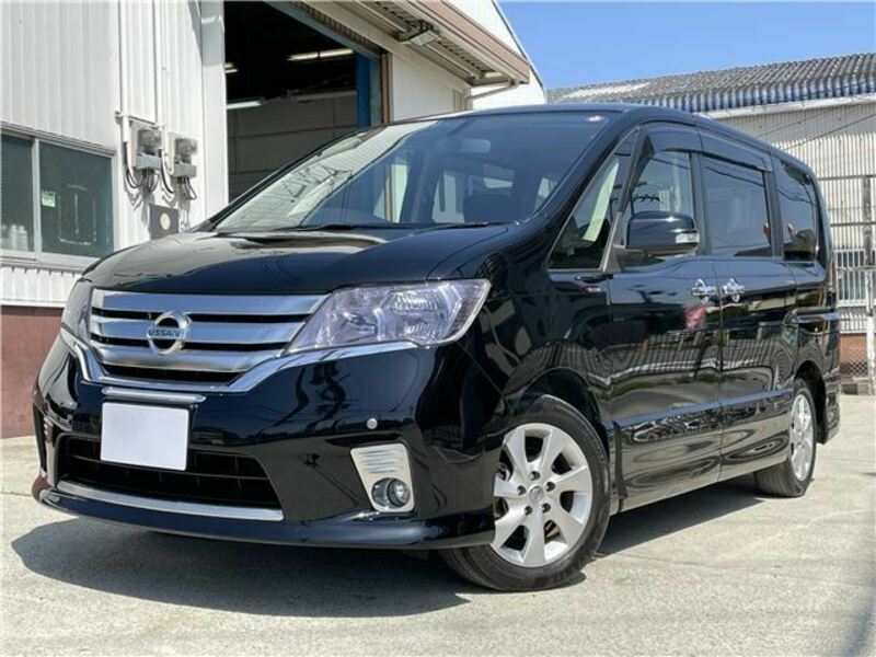 NISSAN　SERENA