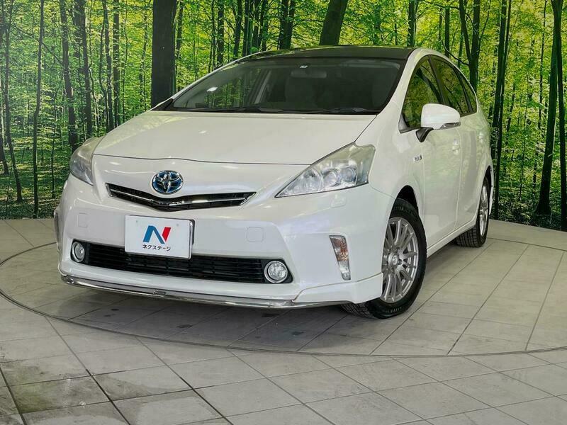 TOYOTA　PRIUS ALPHA