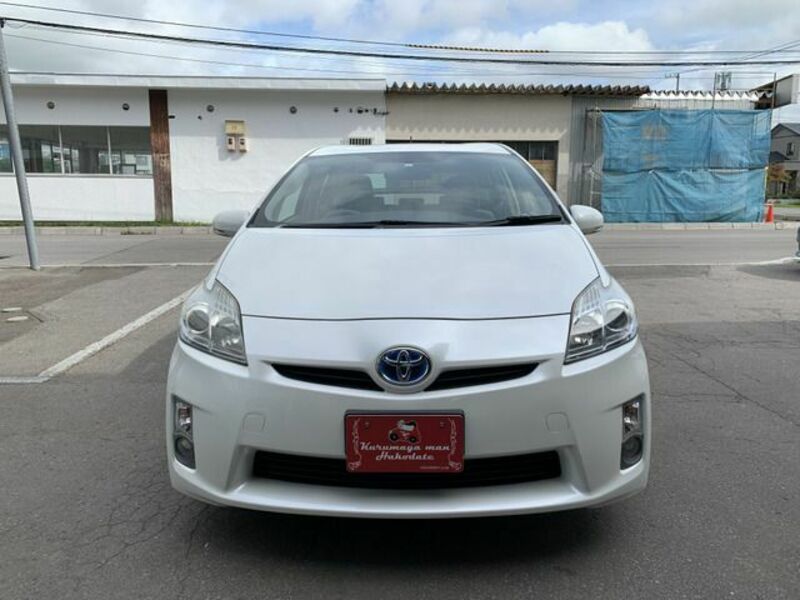 PRIUS-4