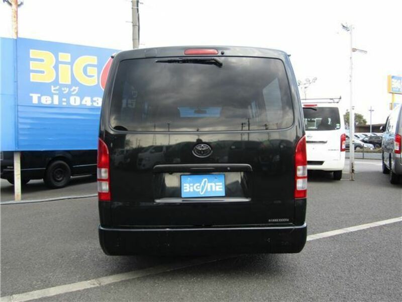 HIACE VAN-37