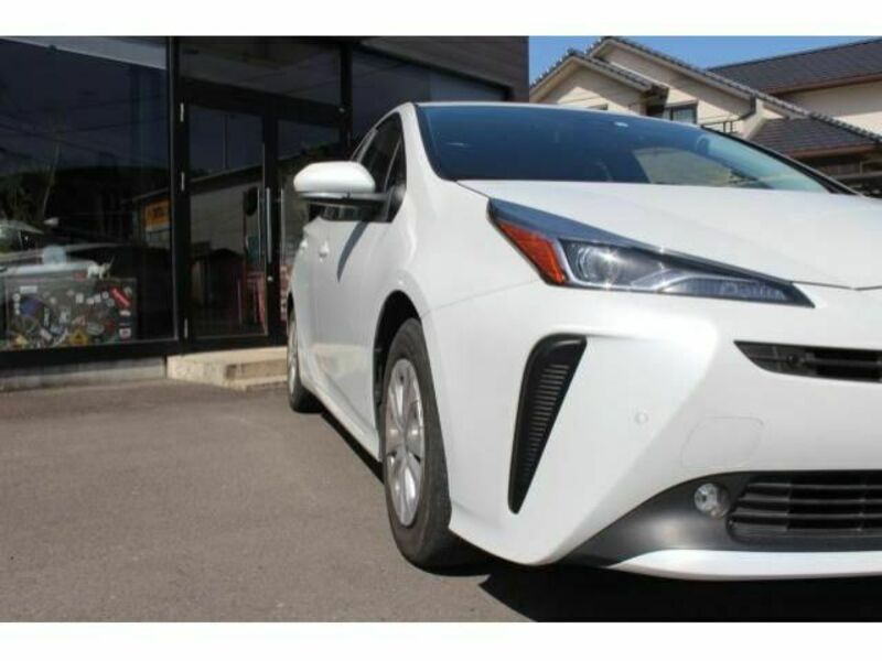 PRIUS-7