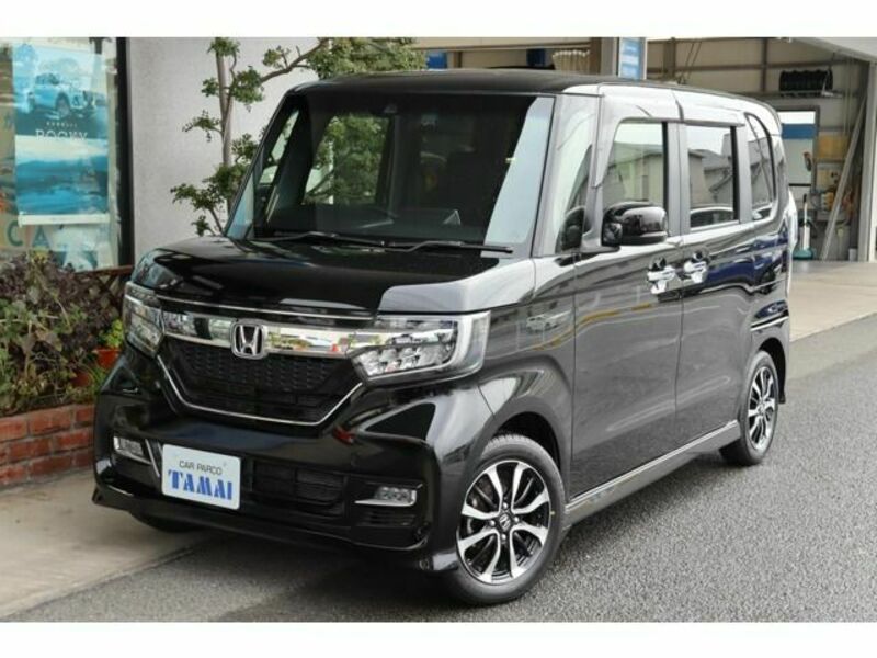 HONDA　N BOX CUSTOM