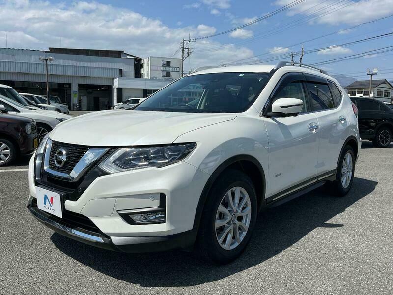 NISSAN　X-TRAIL