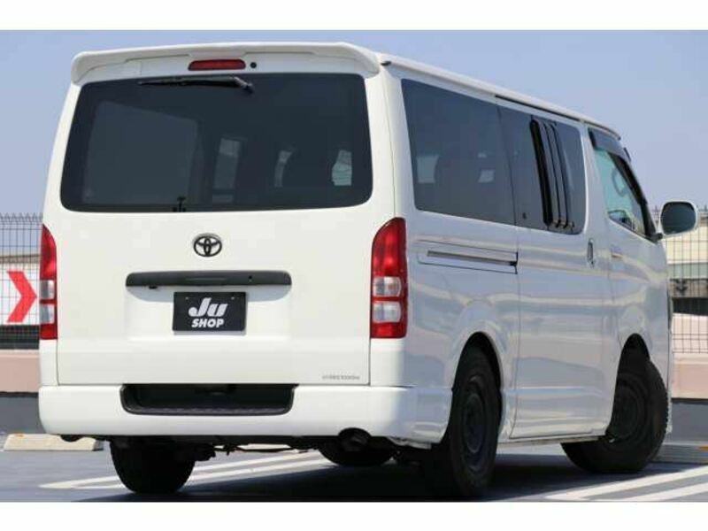 HIACE VAN-13