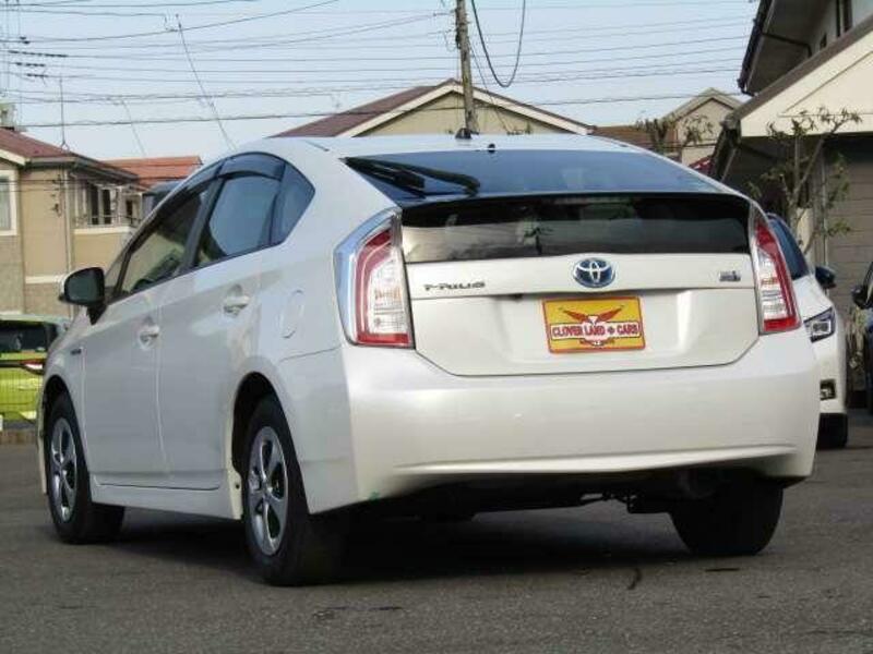 PRIUS-13