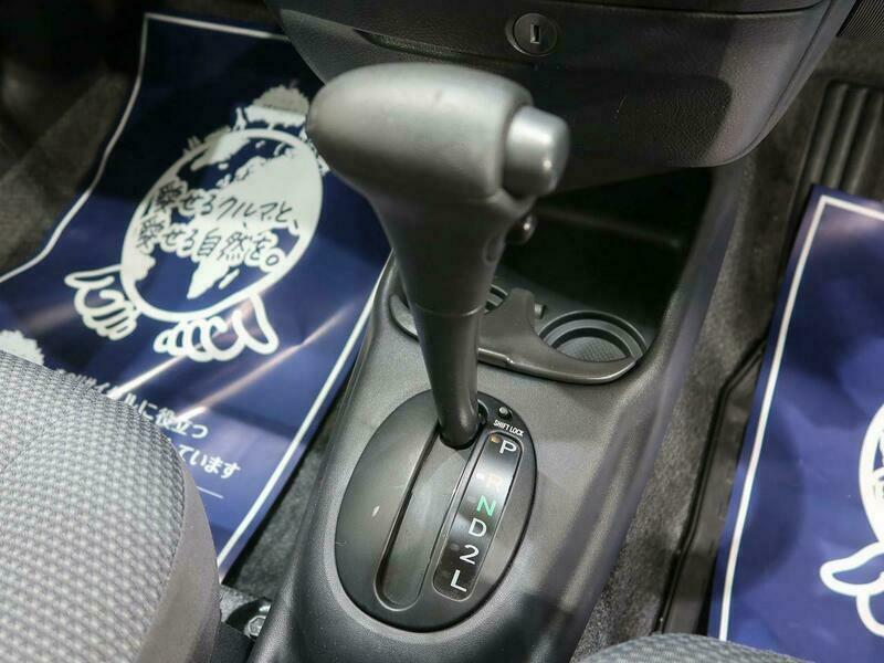 SUCCEED VAN