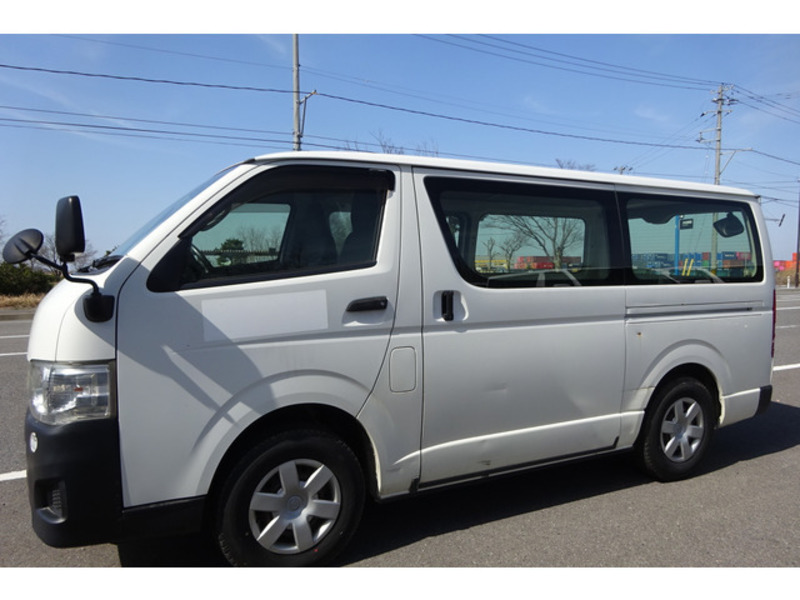 HIACE VAN-7