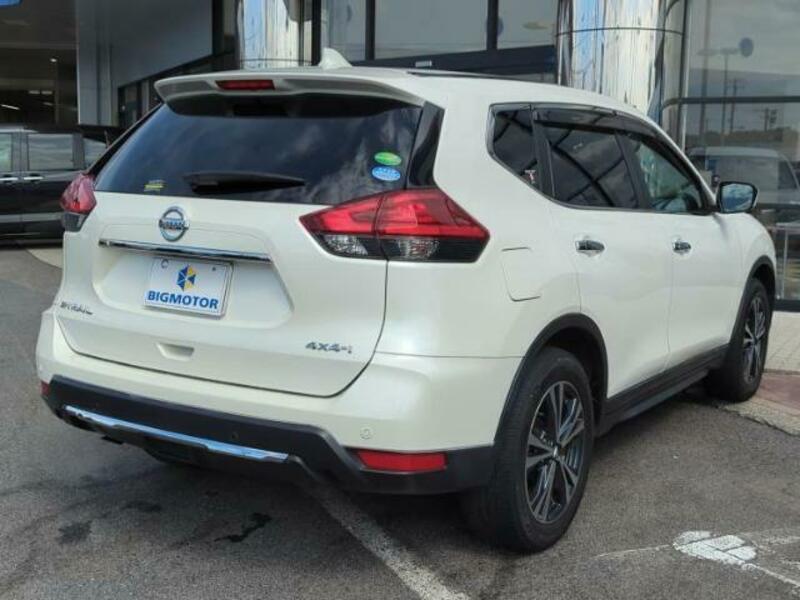 X-TRAIL-2