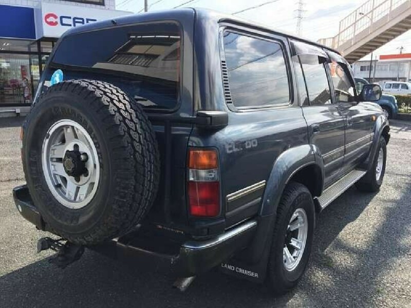 LAND CRUISER