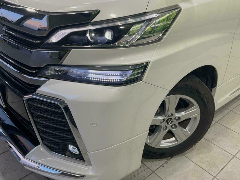 VELLFIRE-7