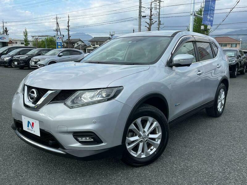 NISSAN　X-TRAIL