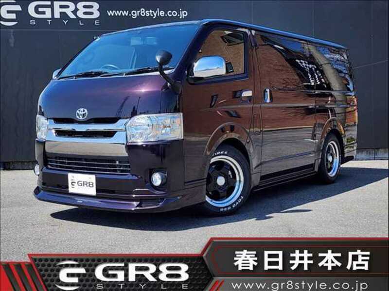 TOYOTA　HIACE VAN