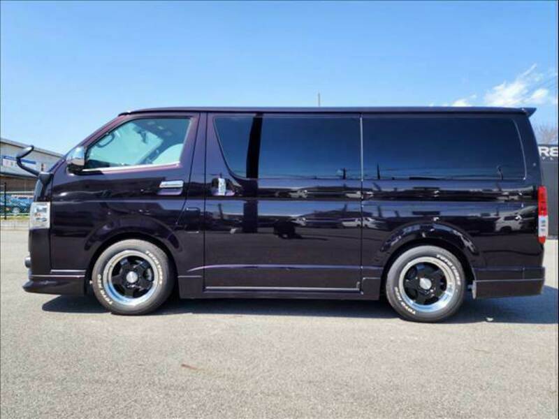 HIACE VAN-13