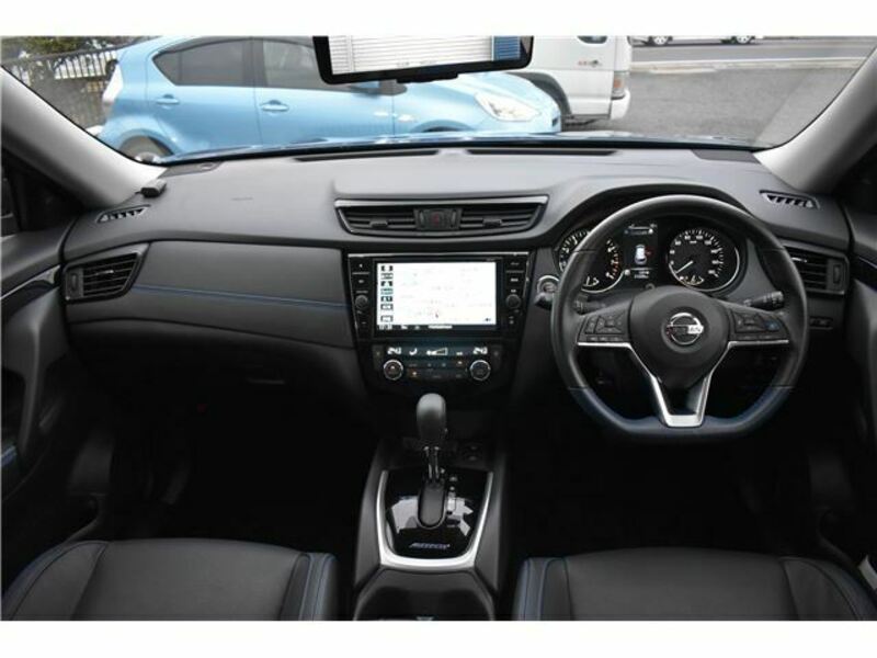 X-TRAIL-2