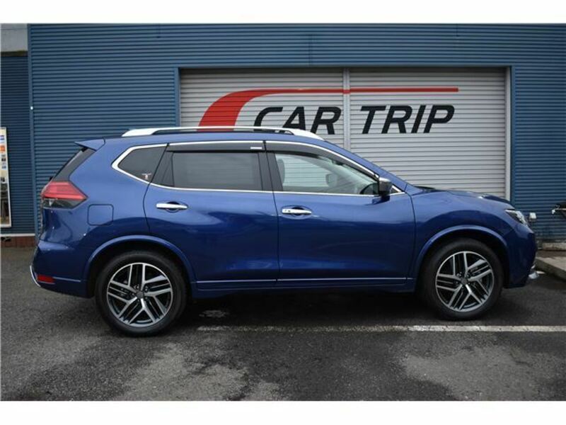X-TRAIL-7