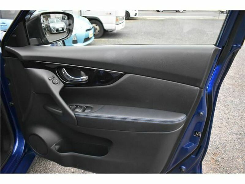 X-TRAIL-26