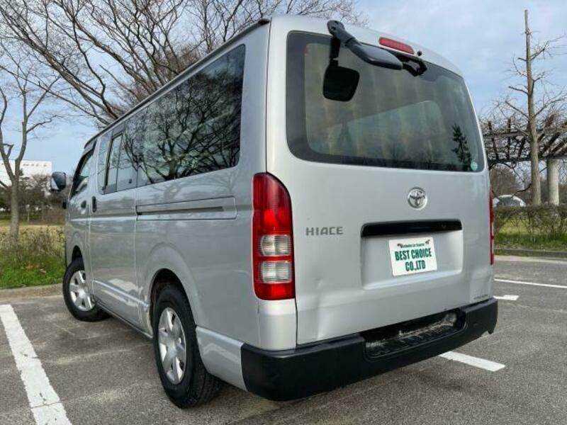 HIACE VAN