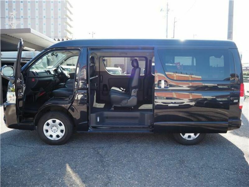 HIACE VAN-21