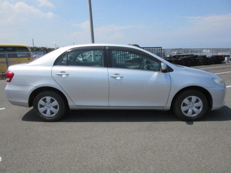 COROLLA AXIO
