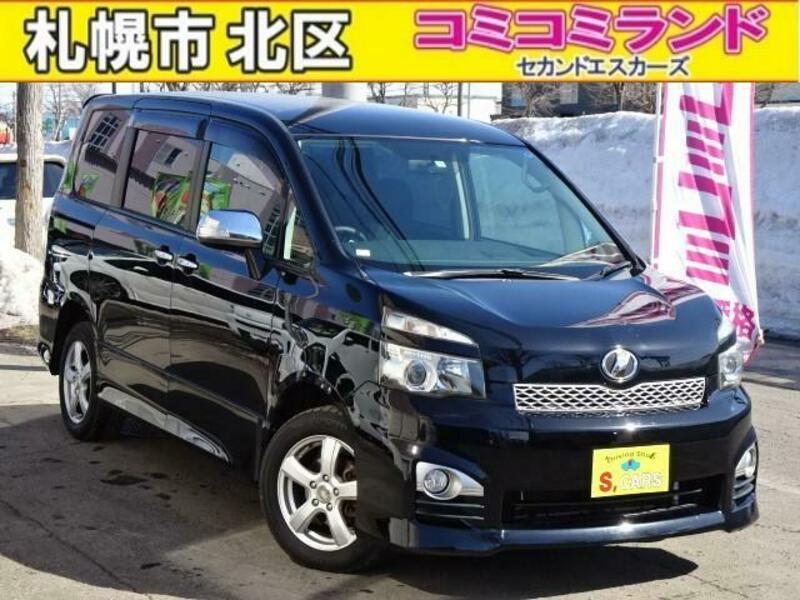 TOYOTA　VOXY