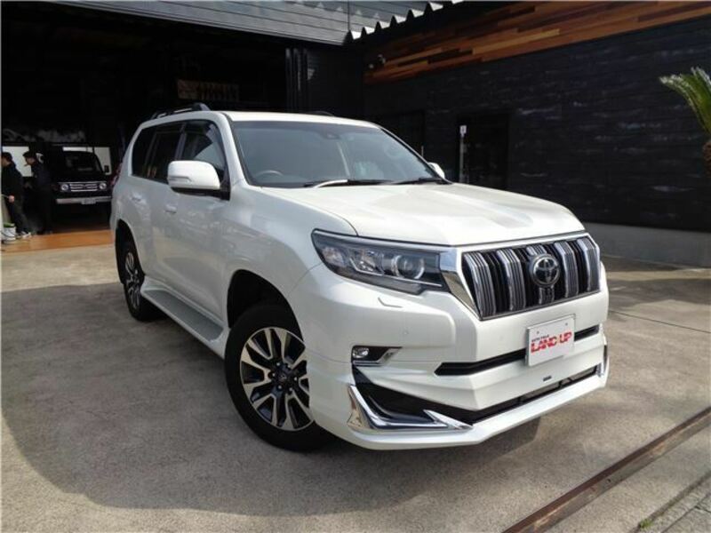 TOYOTA　LAND CRUISER PRADO