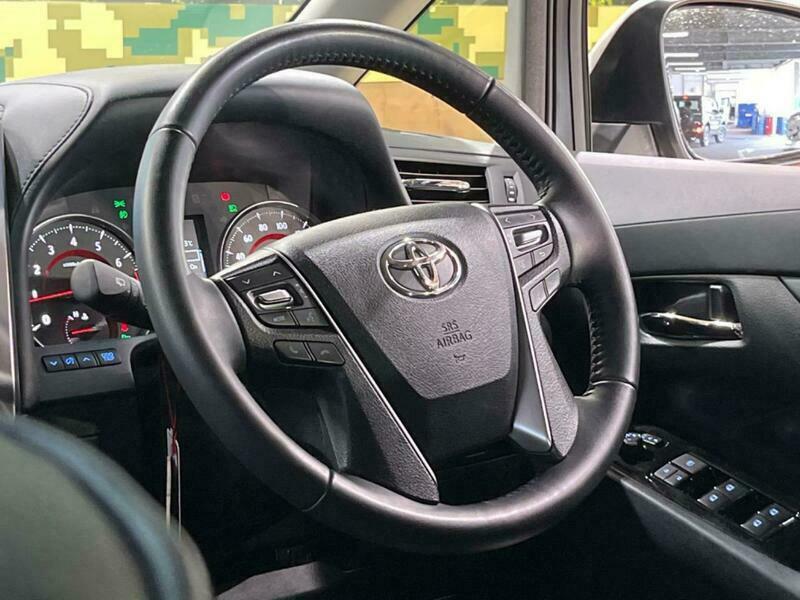 VELLFIRE-36