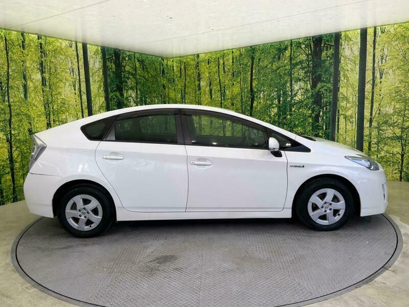 PRIUS-55