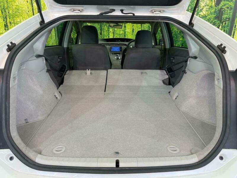PRIUS-60