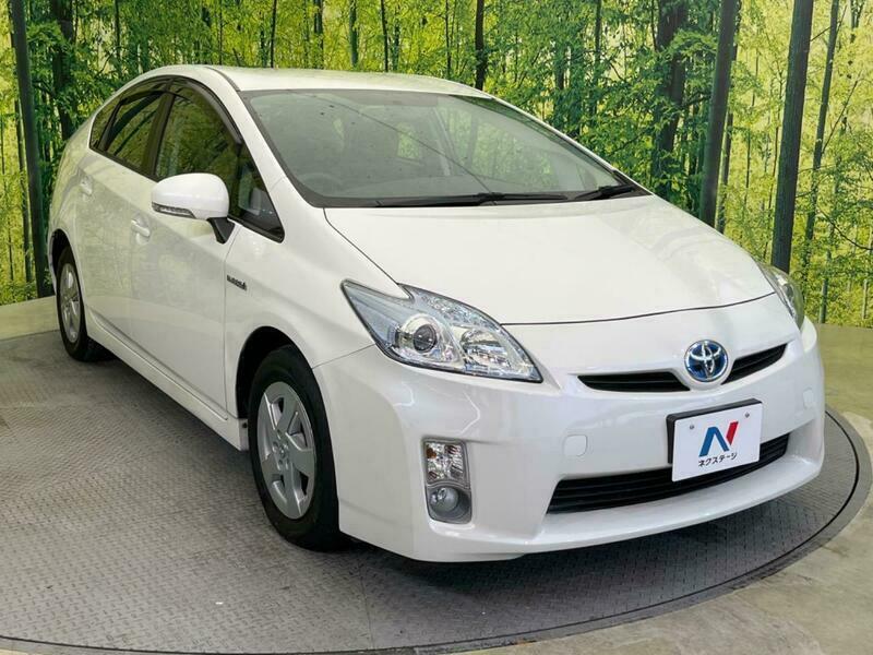 PRIUS-64