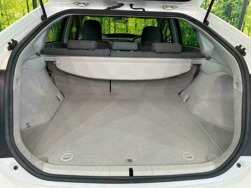 PRIUS-14