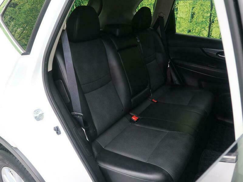 X-TRAIL-56