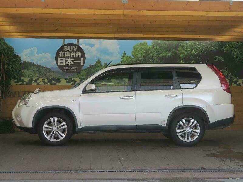 X-TRAIL-17