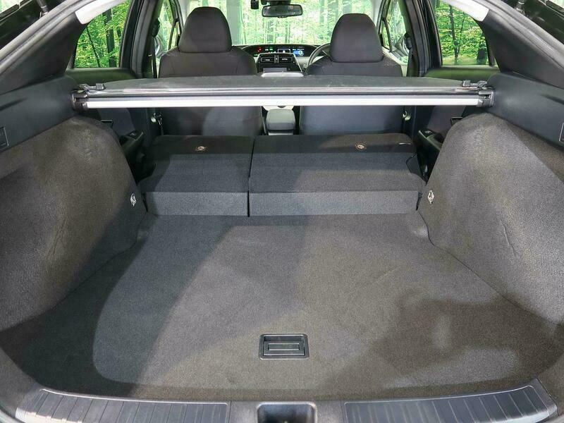 PRIUS-58