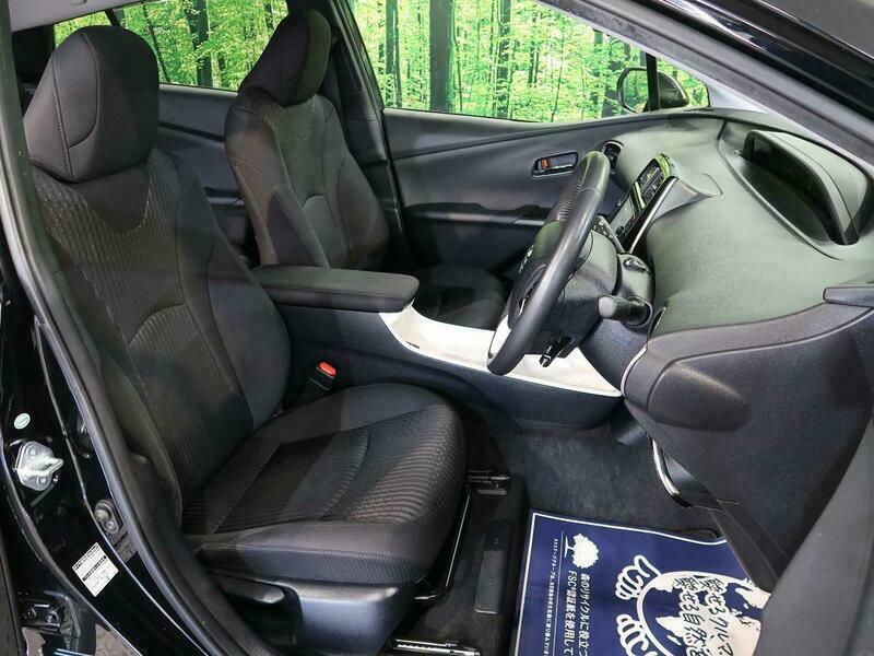 PRIUS-9
