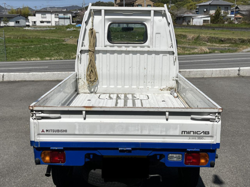 MINICAB TRUCK