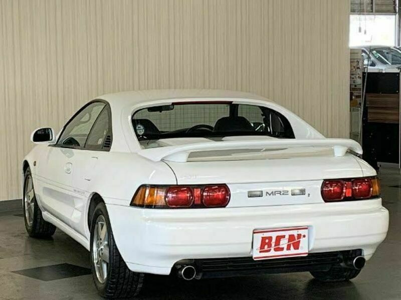 MR2-10