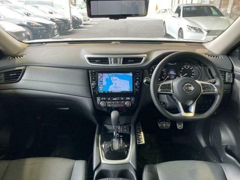 X-TRAIL-4