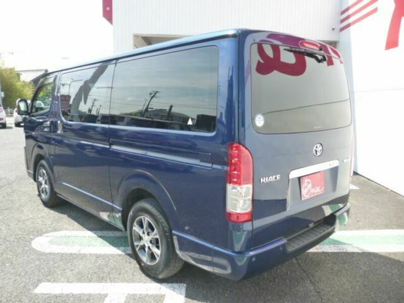 HIACE VAN-6