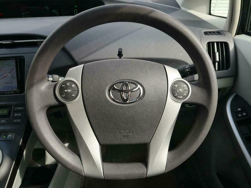 PRIUS-41