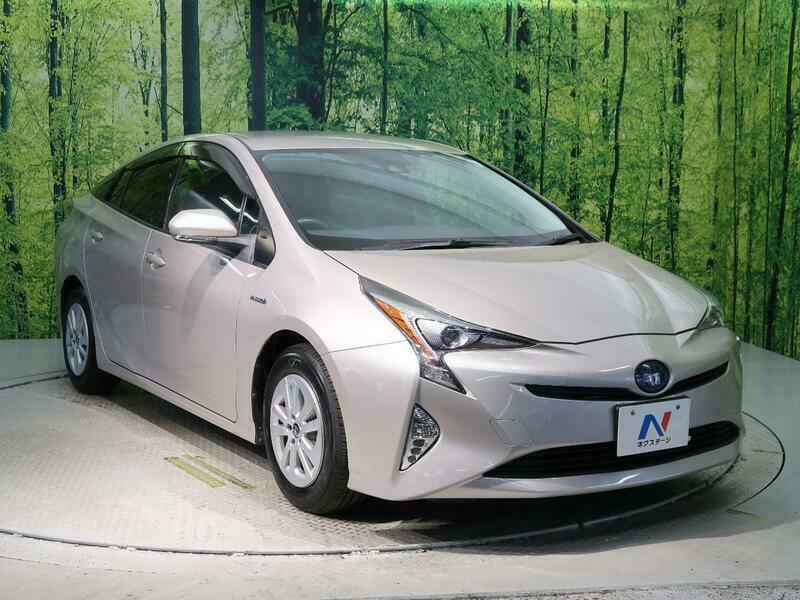 PRIUS-40