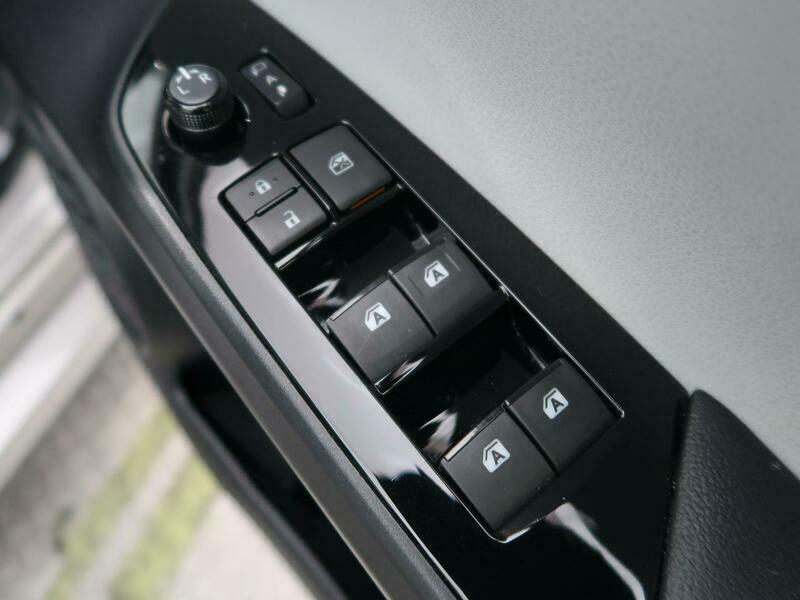 PRIUS-5