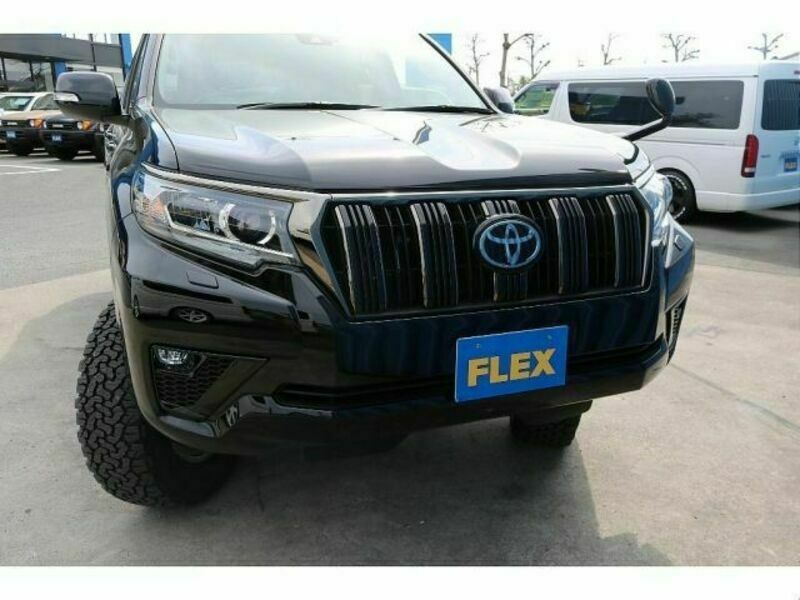 LAND CRUISER PRADO-9