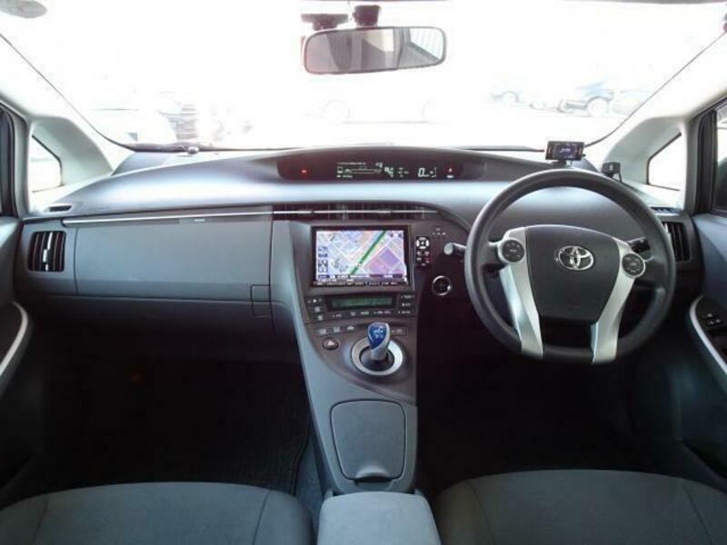 PRIUS-5